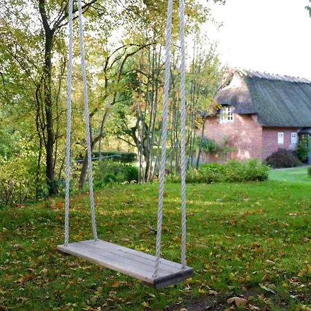 Reetdachkate Fuchsgraben - Naturnah & Stilvoll Mit Wald-sauna Feriehus